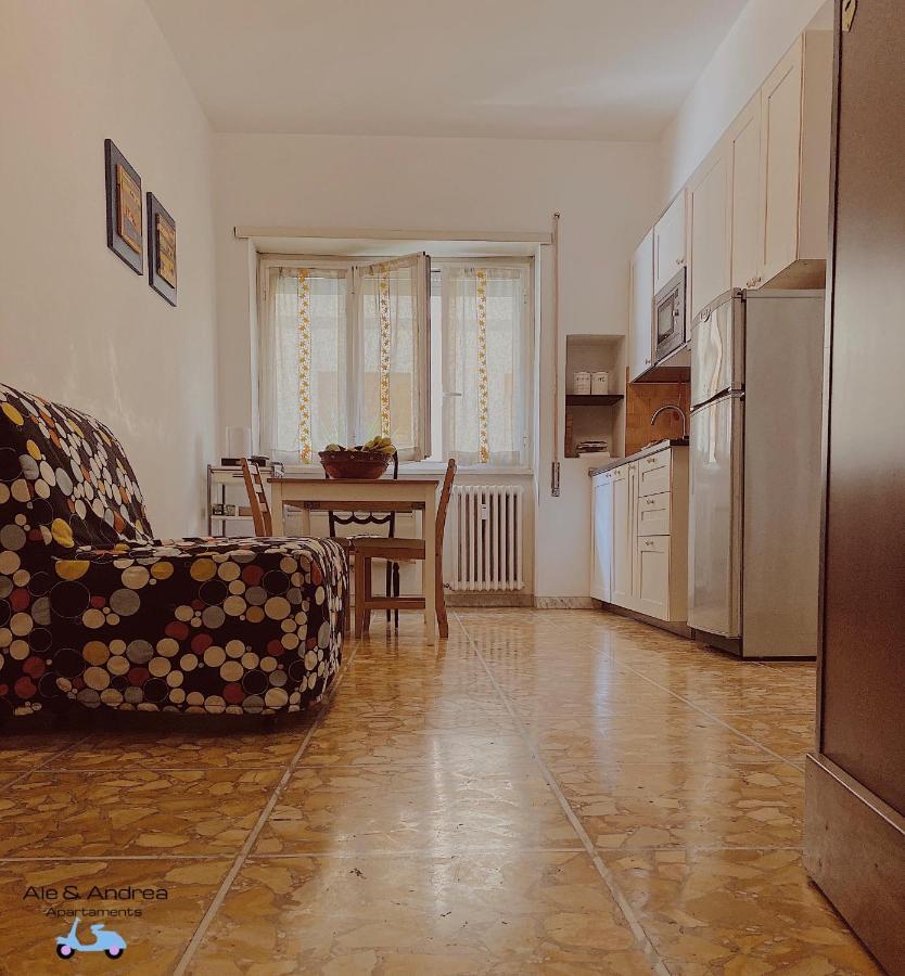 Ale&Andrea Apartments Blu & Lilla ローマ エクステリア 写真