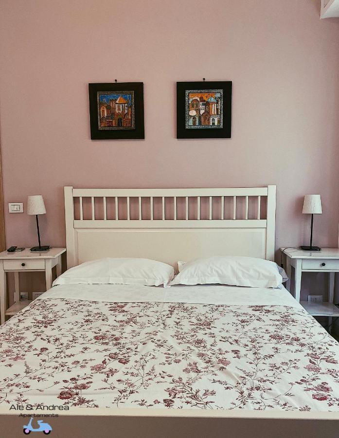 Ale&Andrea Apartments Blu & Lilla ローマ エクステリア 写真