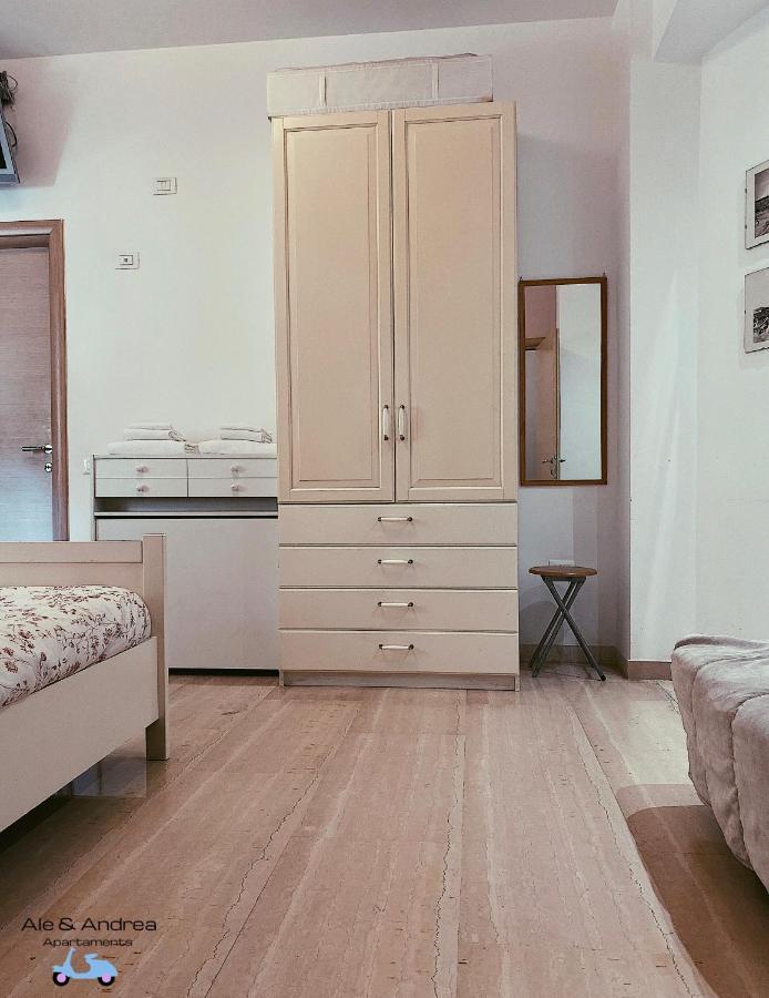 Ale&Andrea Apartments Blu & Lilla ローマ エクステリア 写真