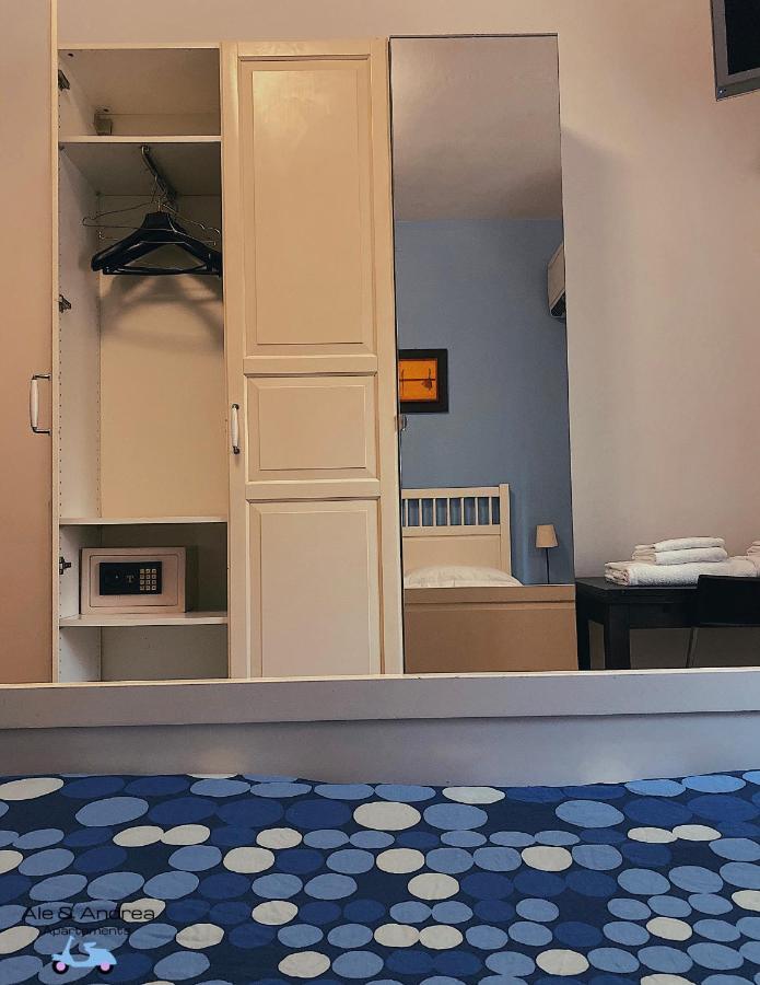 Ale&Andrea Apartments Blu & Lilla ローマ エクステリア 写真