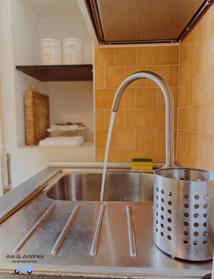 Ale&Andrea Apartments Blu & Lilla ローマ エクステリア 写真